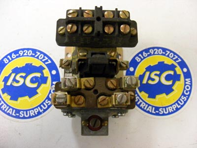 <B>Square D - </B>9050-AO-10E Pneumatic Timer Ser A 120V